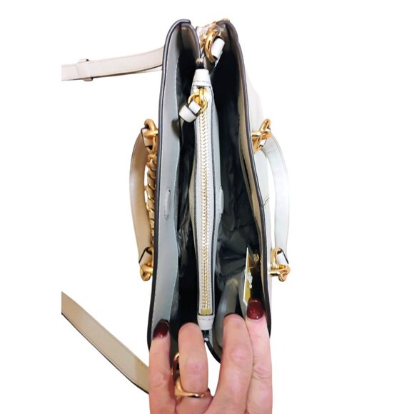 Michael Kors NEW Cece Light Sand 3 Compartment Small Chain Messenger Bag $328 - Picture 4 of 16